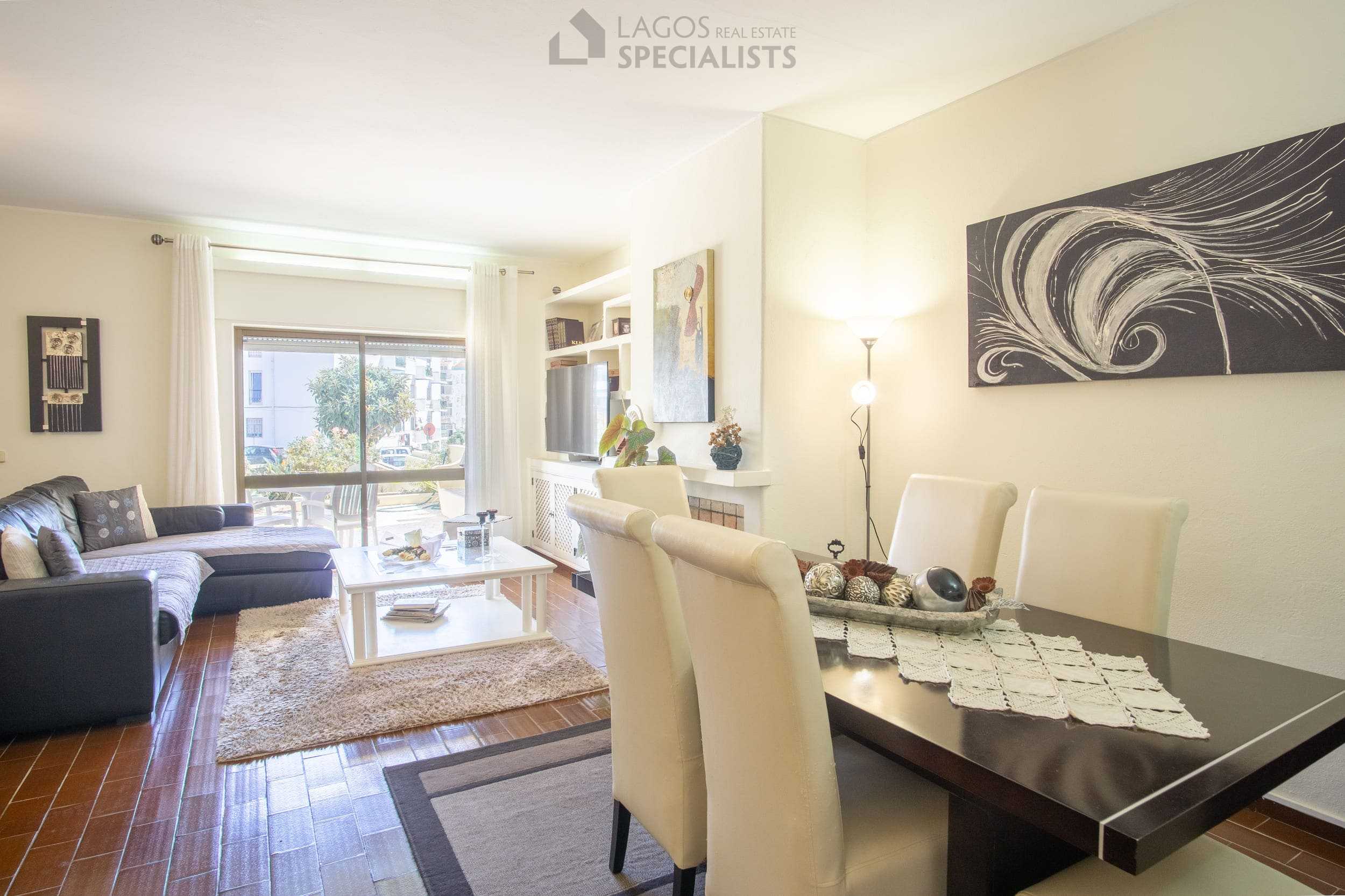 lagos-townhouse-for-sale-dining-room