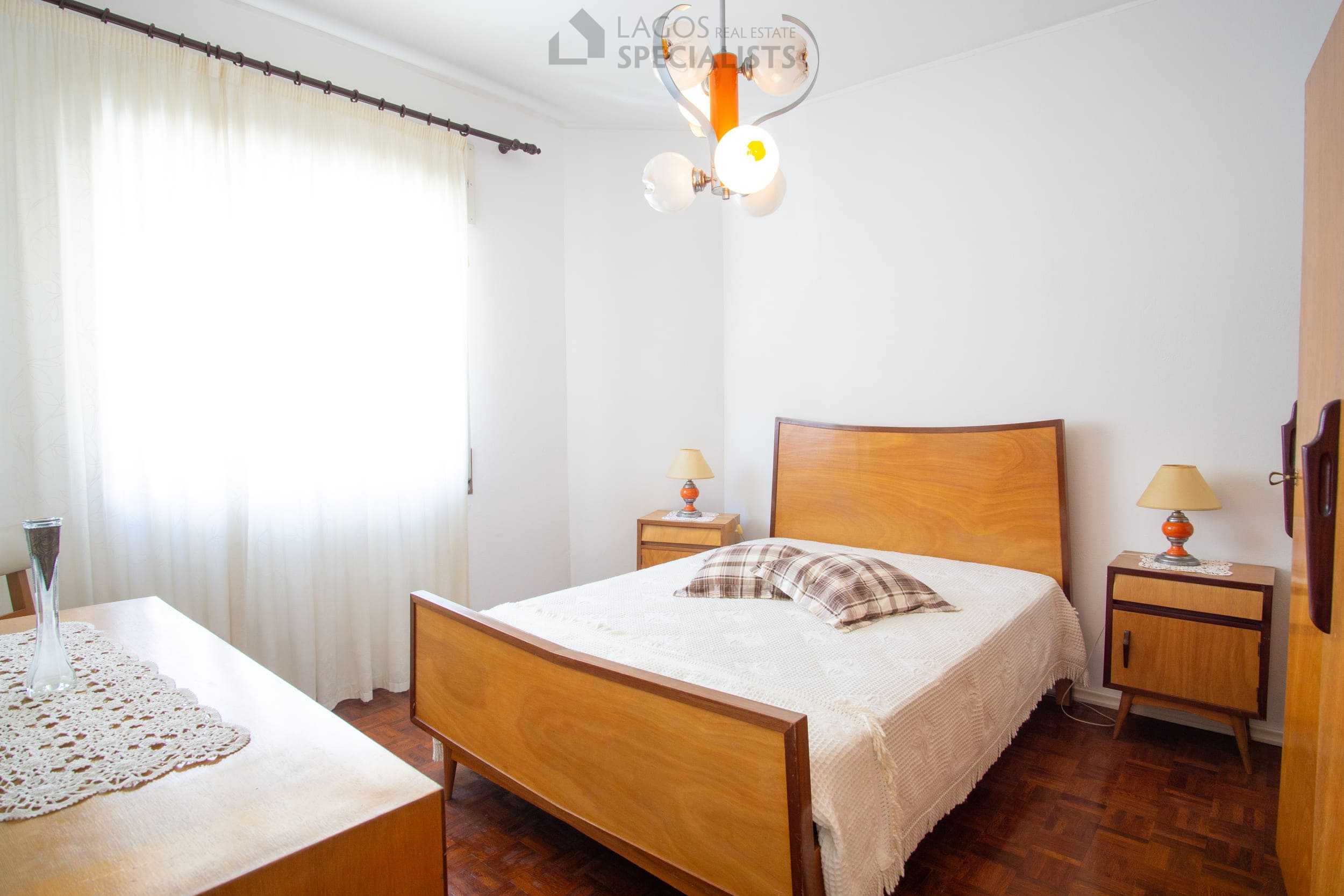 lagos-townhouse-for-sale-bedroom-double-bed