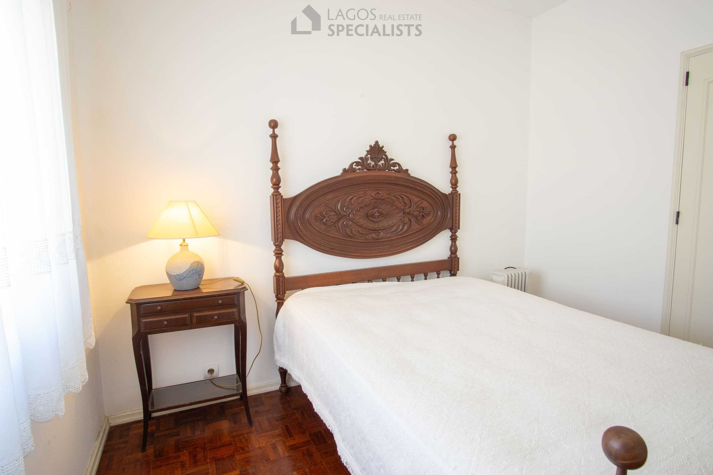 lagos-townhouse-for-sale-bedroom-double-bed