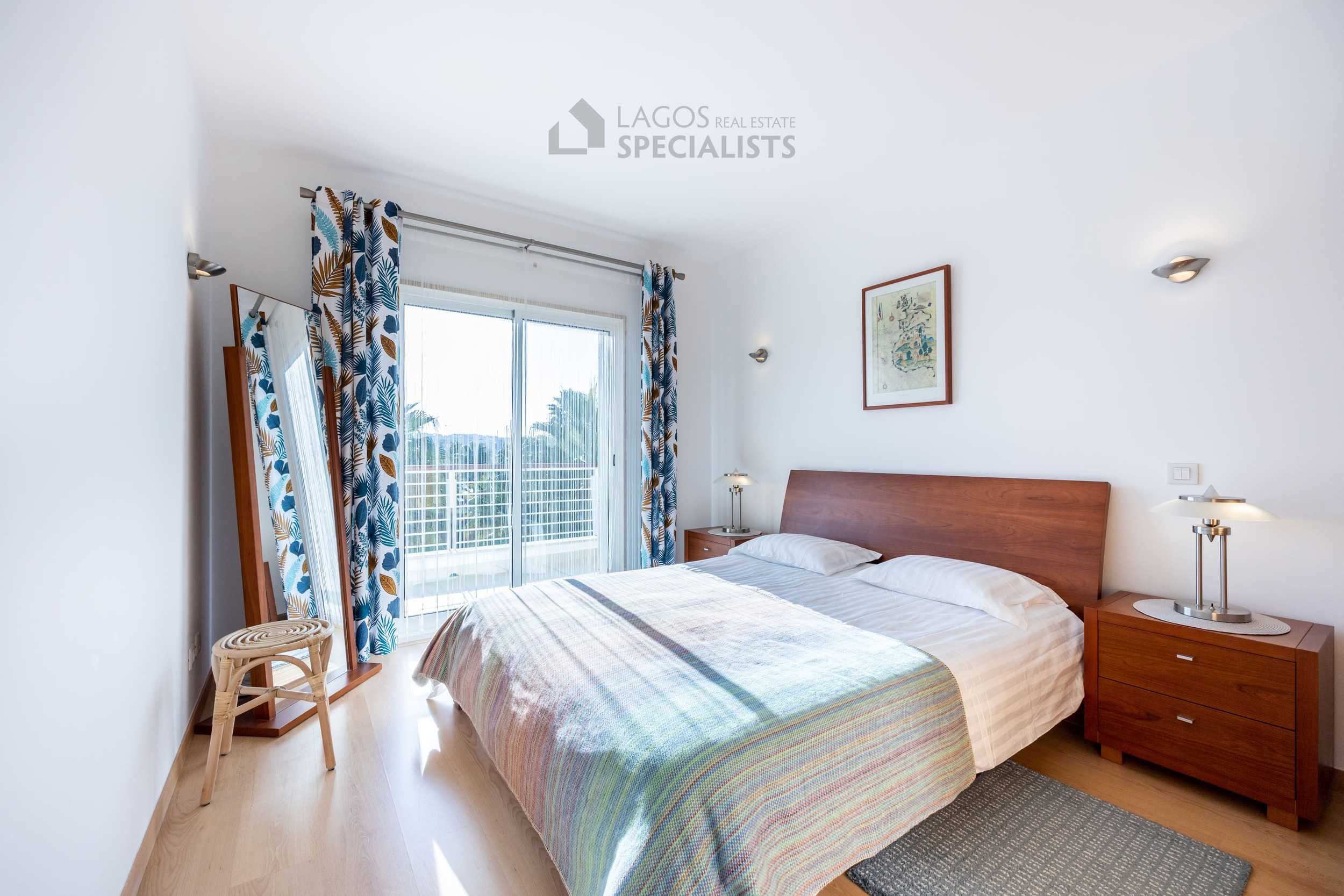 Spacious 1 bedroom apartment in Lagos Marina with built in wardrobes and terrace access