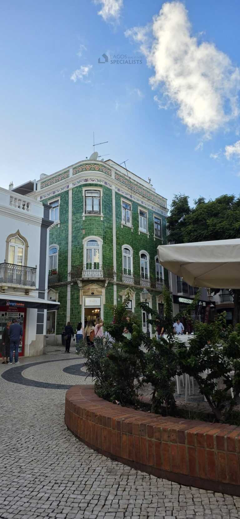 Lagos Real Estate - Lagos Old Town