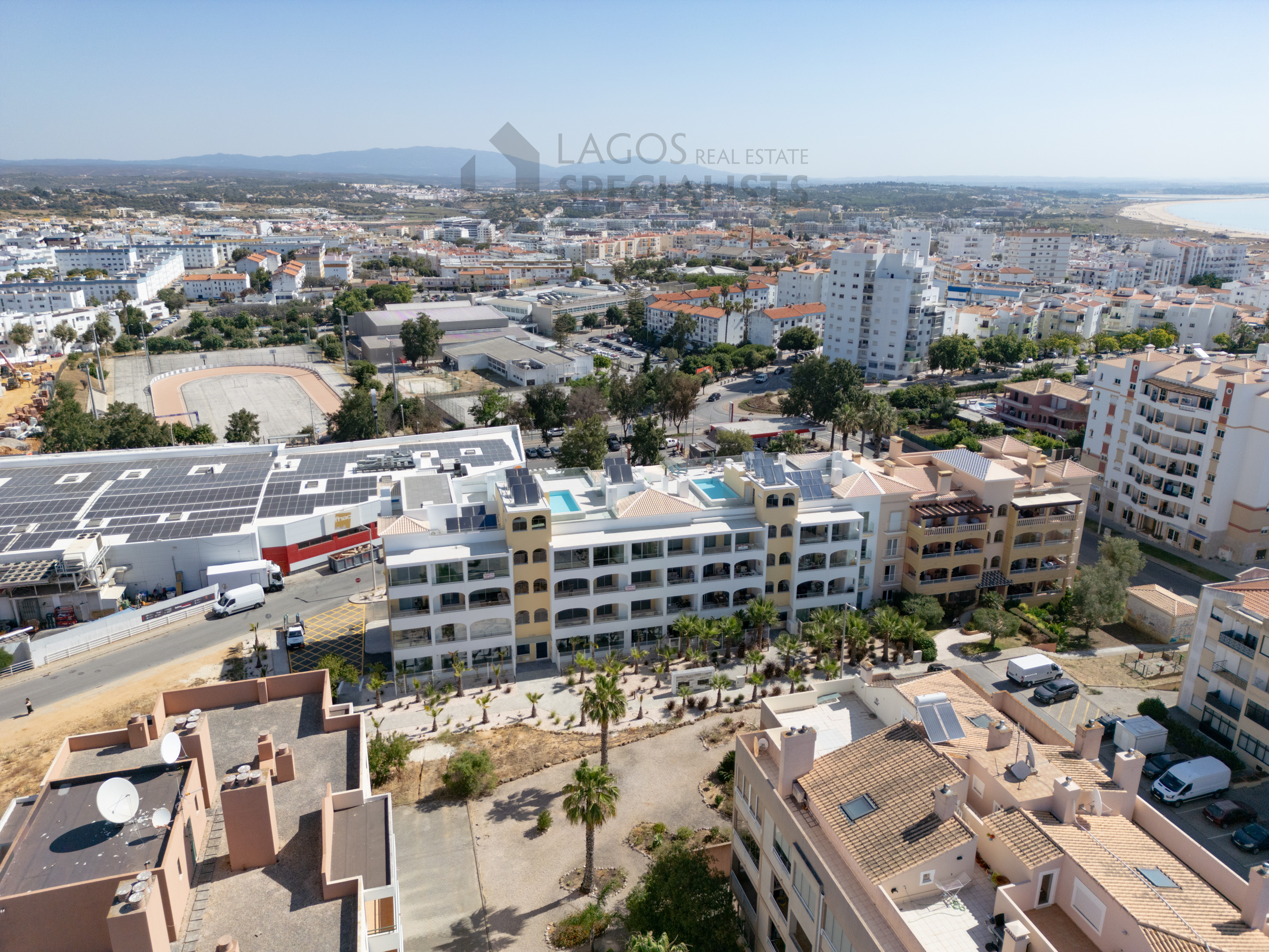 Lago-Real-Estate-Specialists-Lagos-Portugal-2-bedroom-apartment-LB2552-3
