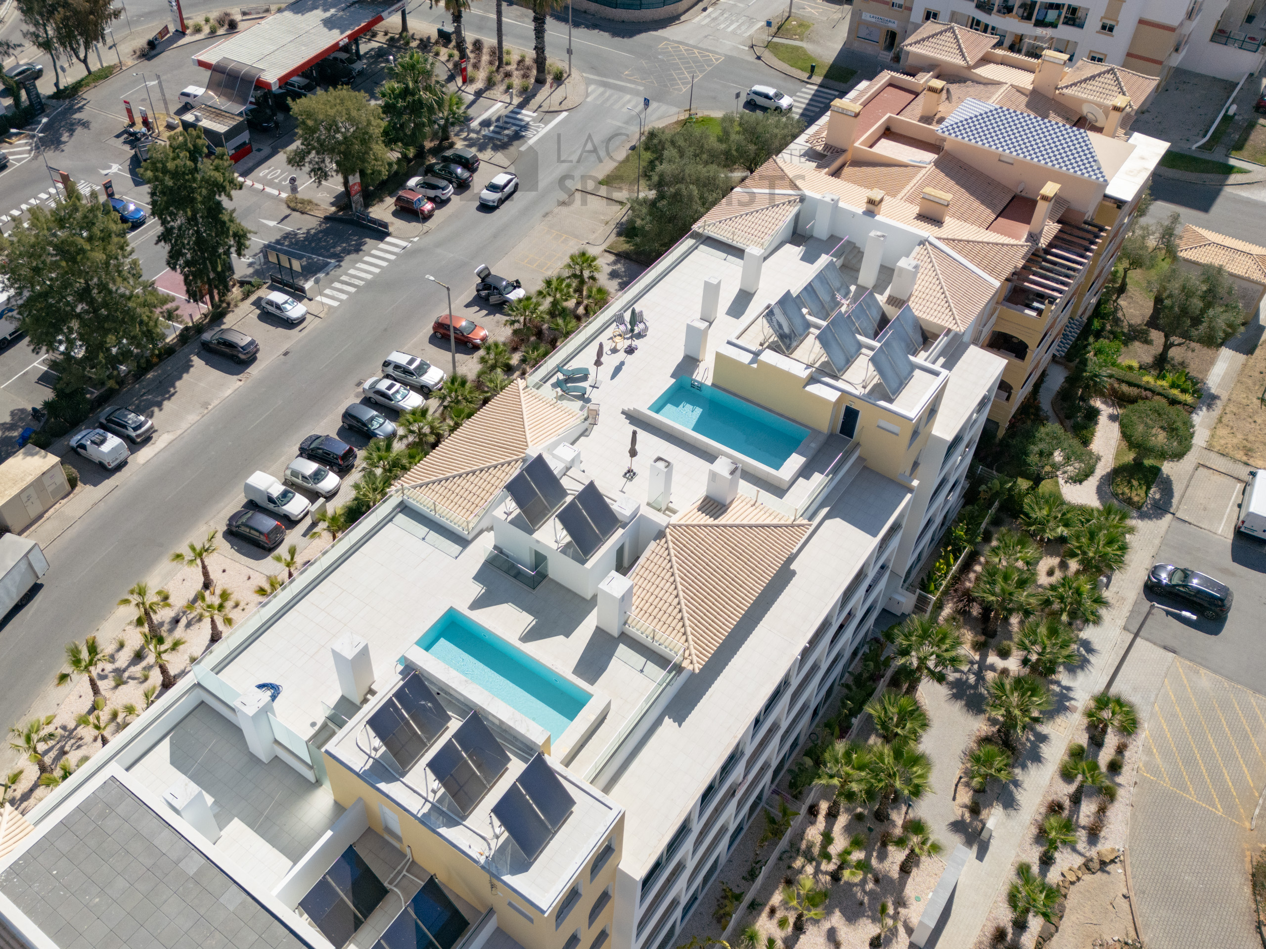Lago-Real-Estate-Specialists-Lagos-Portugal-2-bedroom-apartment-LB2552-5