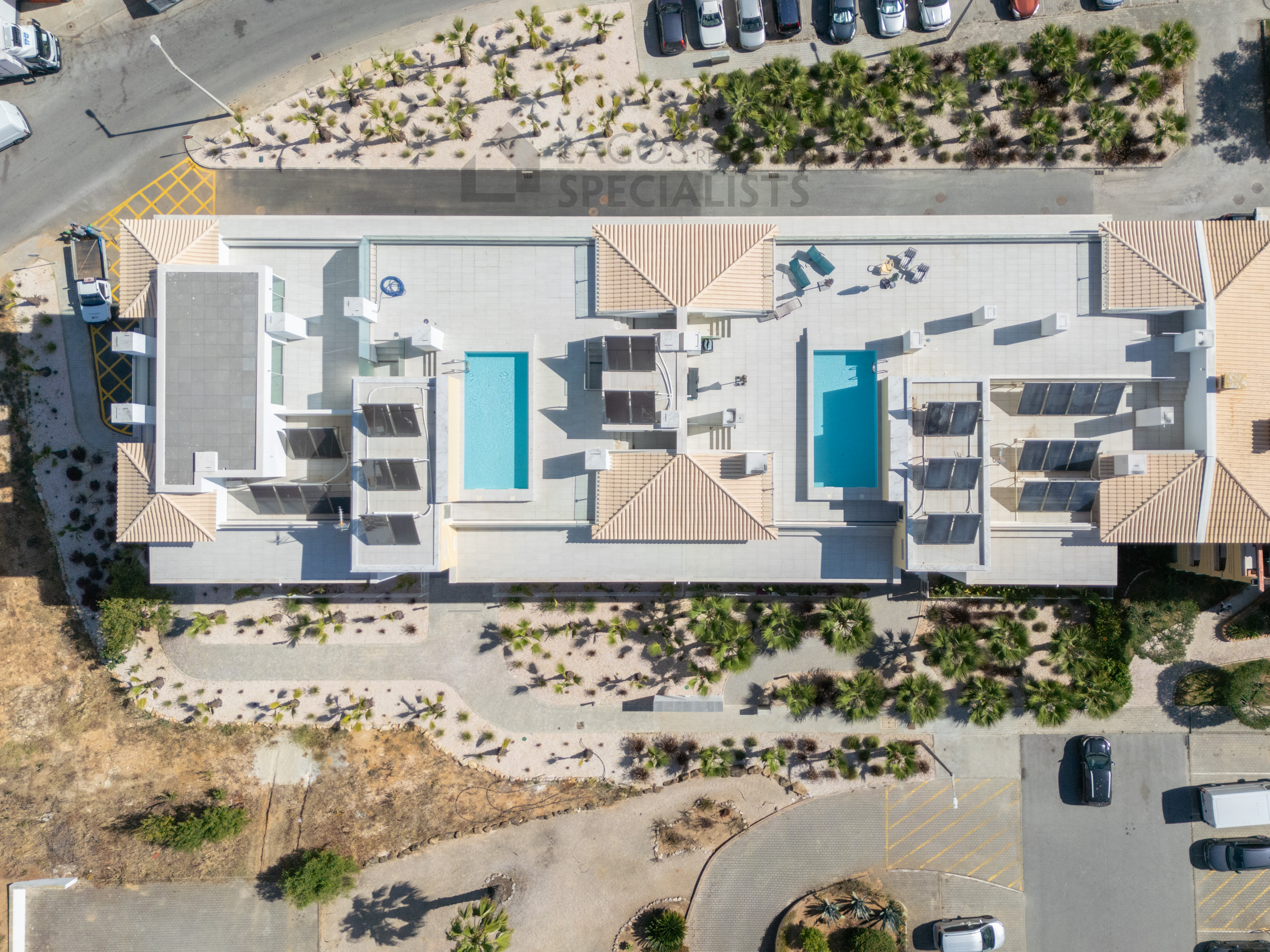 Lago-Real-Estate-Specialists-Lagos-Portugal-2-bedroom-apartment-LB2552-6